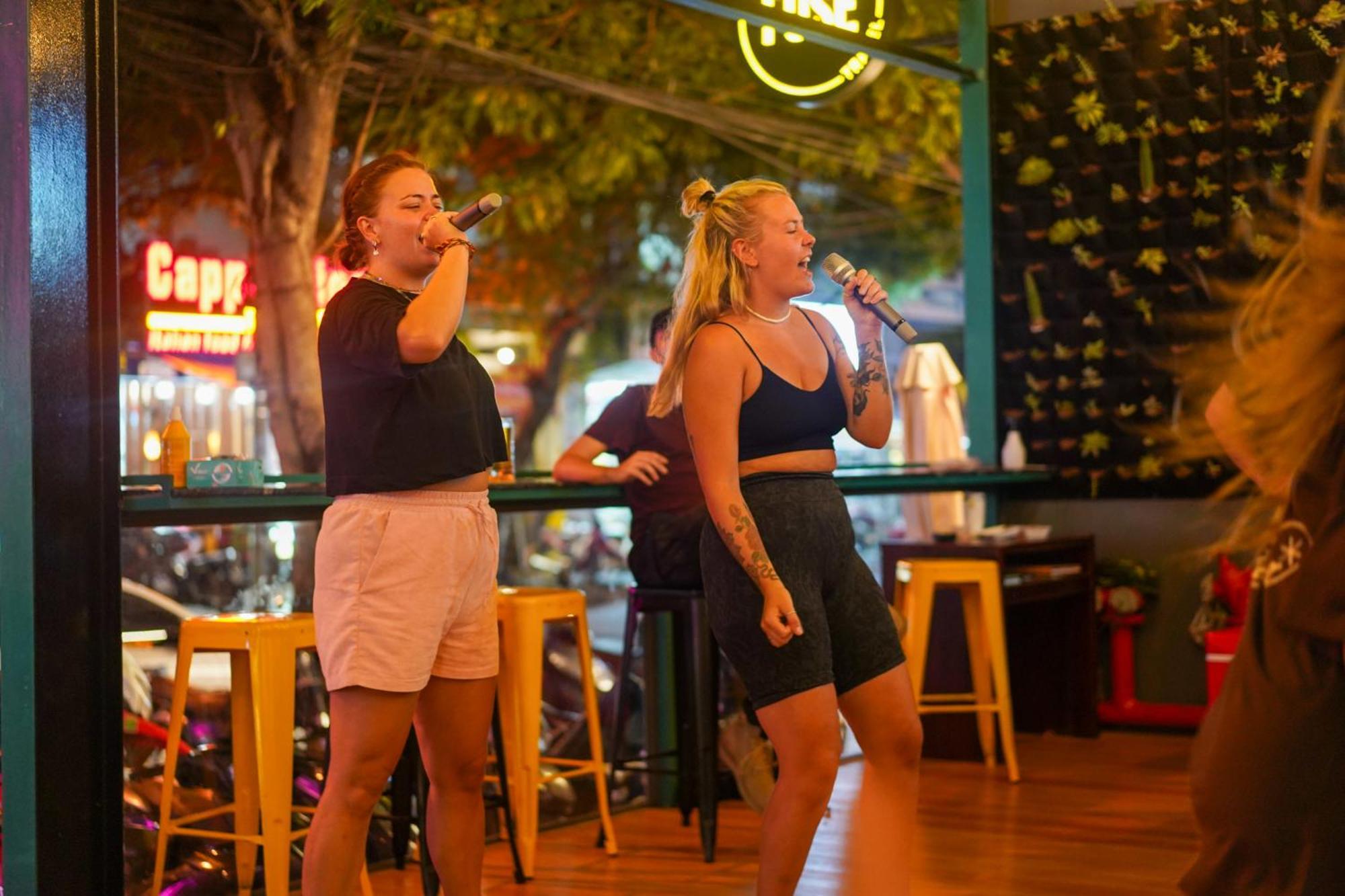 Fuse Nha Trang Vandrarhem Exteriör bild